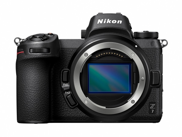 Nikon и Canon являются синонимами высококачественных камер на протяжении десятилетий