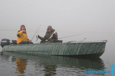 Зараз осінній сезон риболовлі на Ахтубе по відкритій воді ще в самому розпалі: наближається жовтень - «золотий» місяць полювання на трофейних   хижих риб