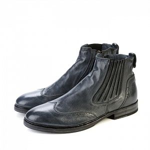 Однак практичність і комфорт далеко не єдині переваги бренду Giampieronicola чоловіче взуття